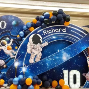 Space Astronaut-Themed Decorations